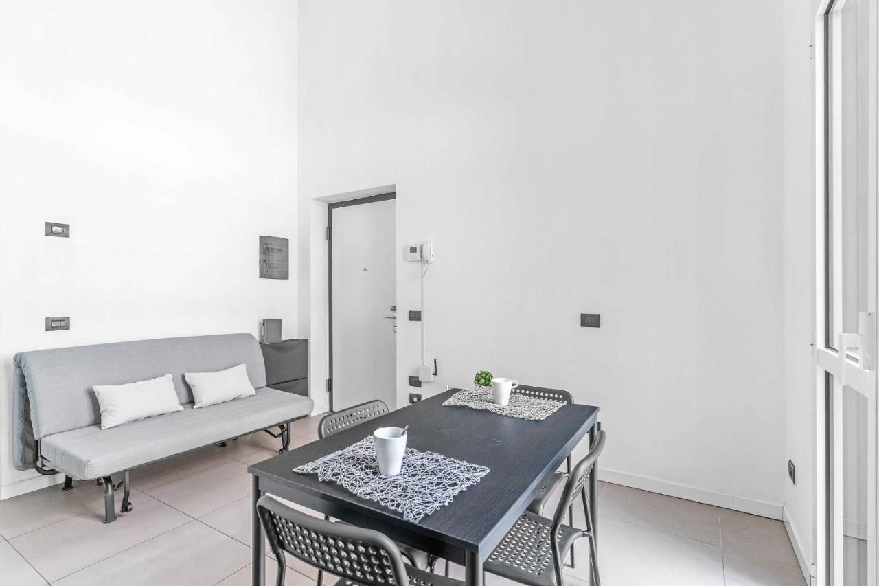 Cos54 - Exclusive Apartment With Garden In Milan Extérieur photo