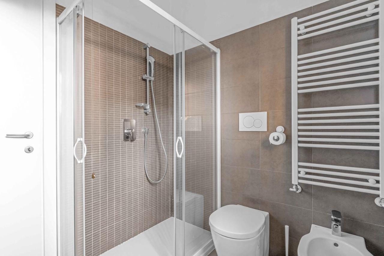 Cos54 - Exclusive Apartment With Garden In Milan Extérieur photo